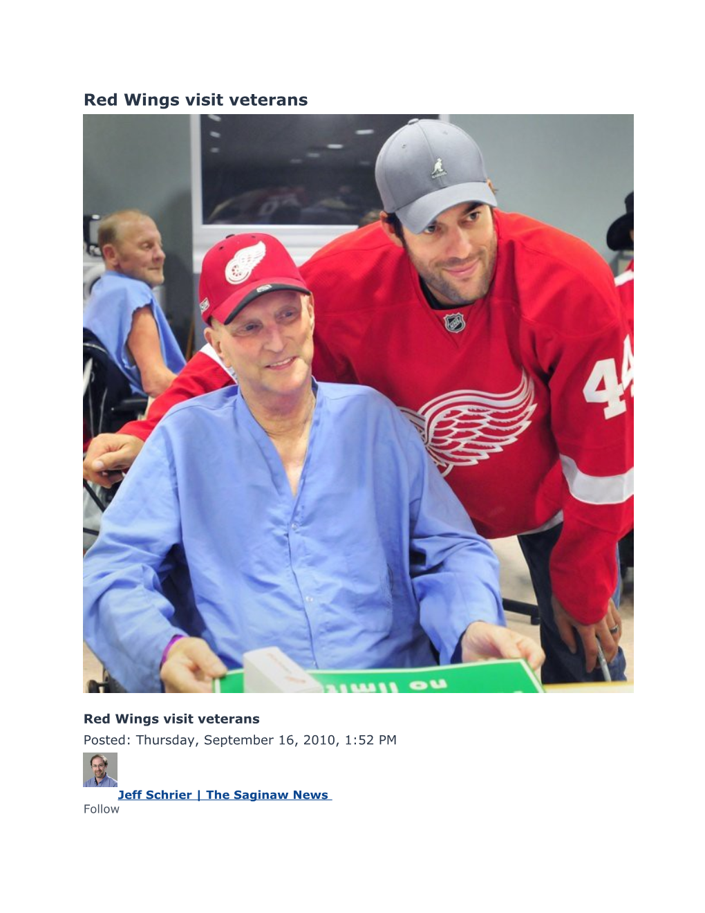 Red Wings Visit Veterans