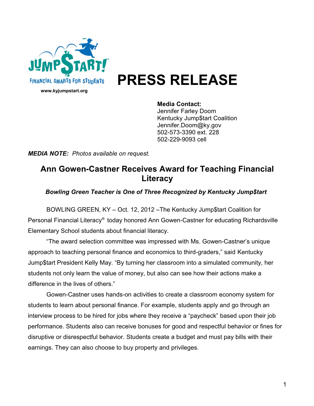 Ann Gowen-Castnerreceives Award for Teaching Financial Literacy